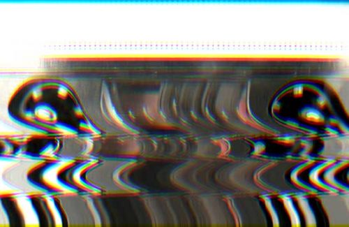 Glitch 04